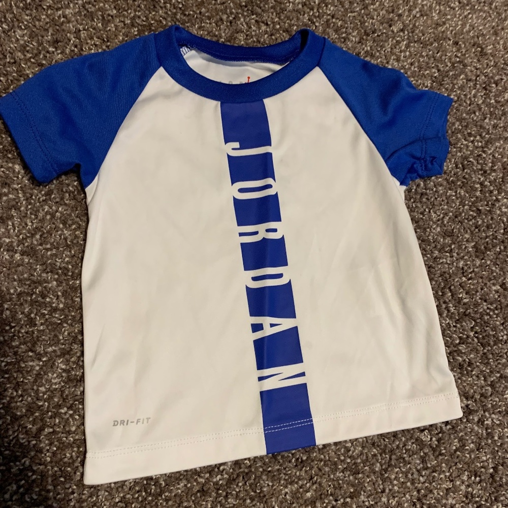 KIDS JORDAN DRI-FIT SHIRT SIZE 18M